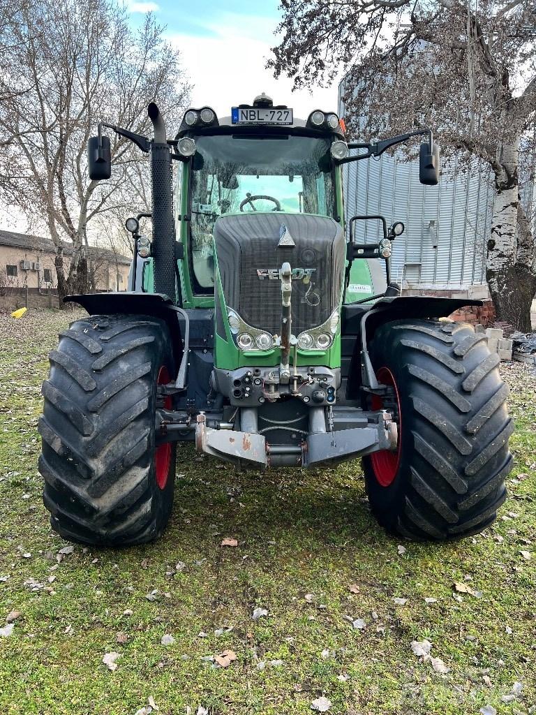 Fendt 826 SCR Profi Traktorit