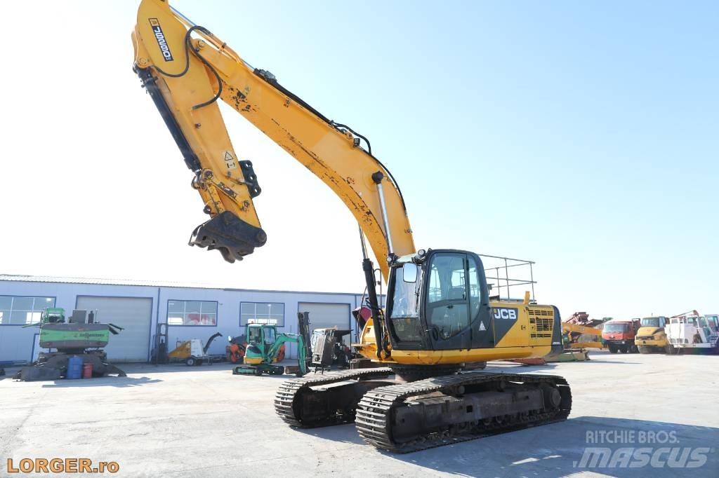 JCB JS 290 LC Telakaivukoneet