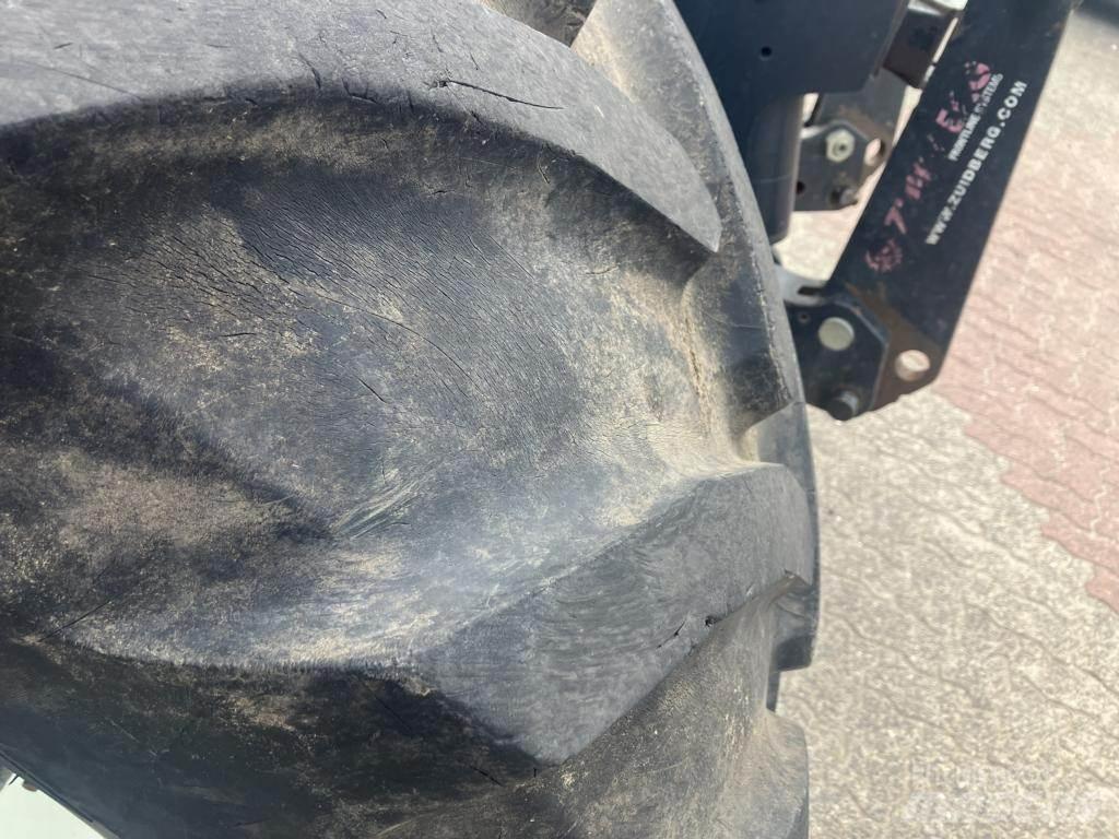 New Holland T6080 Traktorit