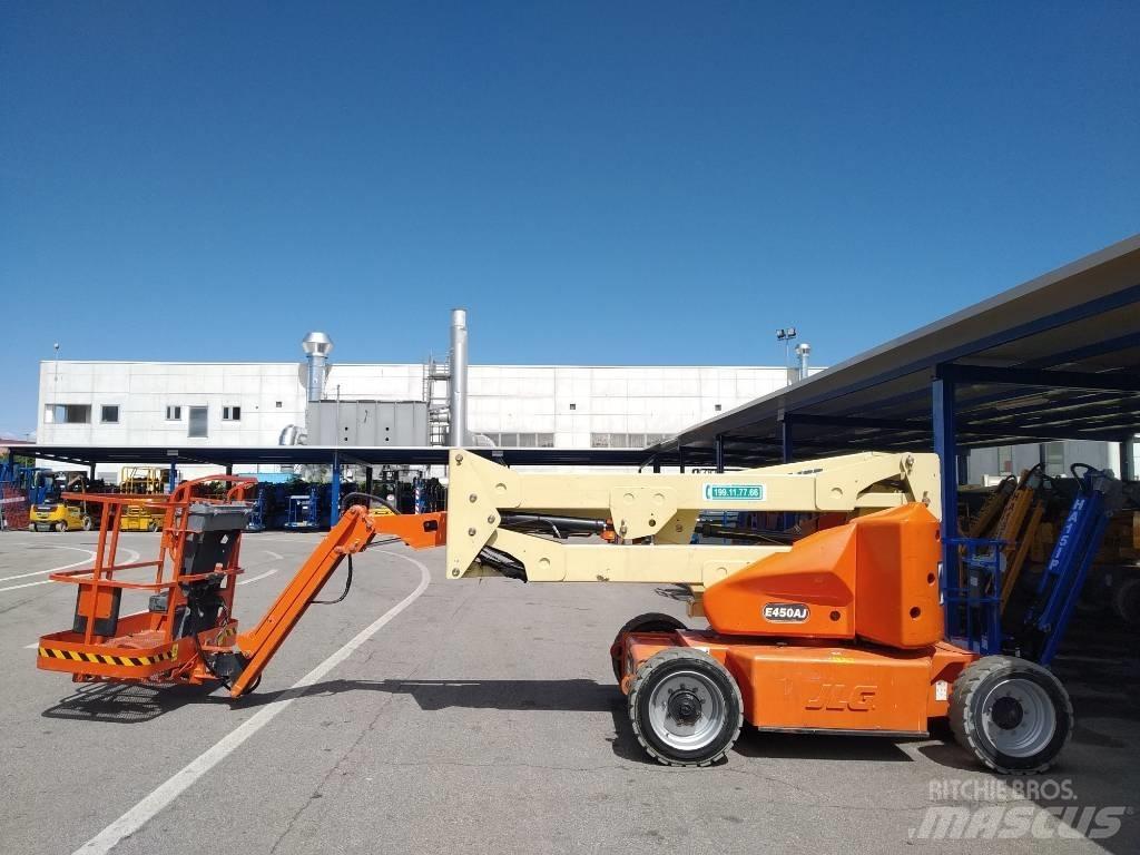JLG E 450 AJ Kuukulkijat
