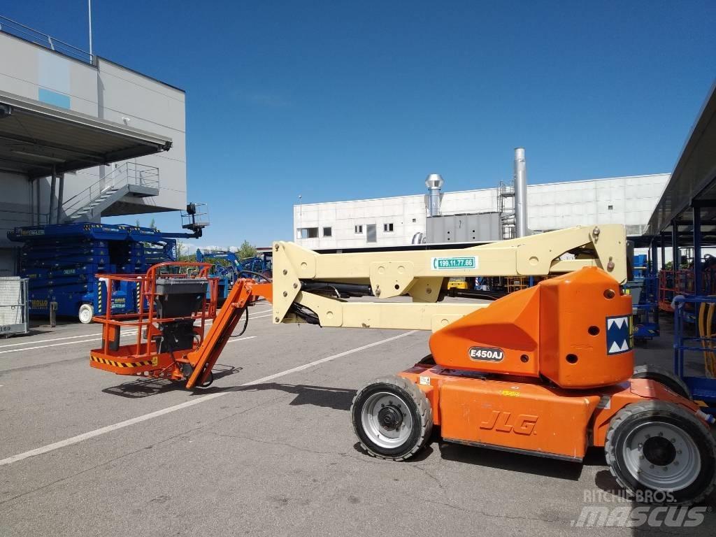 JLG E 450 AJ Kuukulkijat