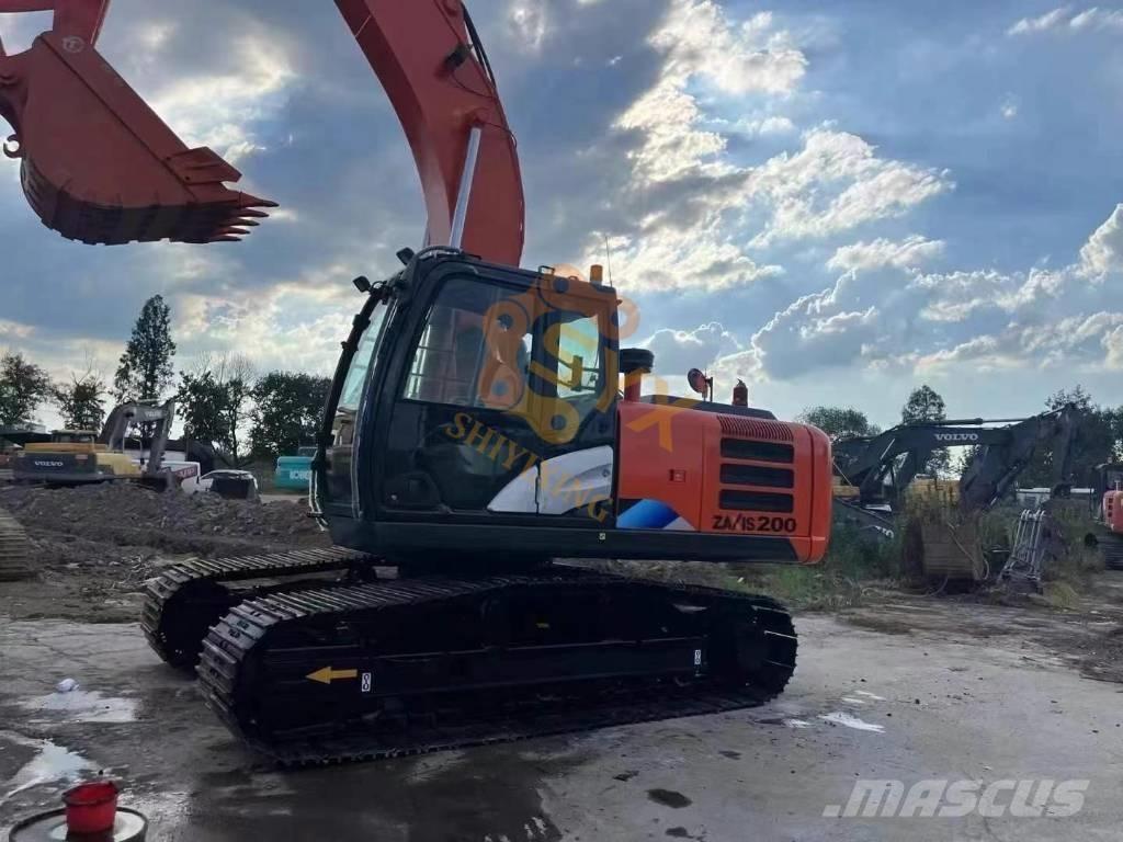Hitachi ZX 200 Telakaivukoneet