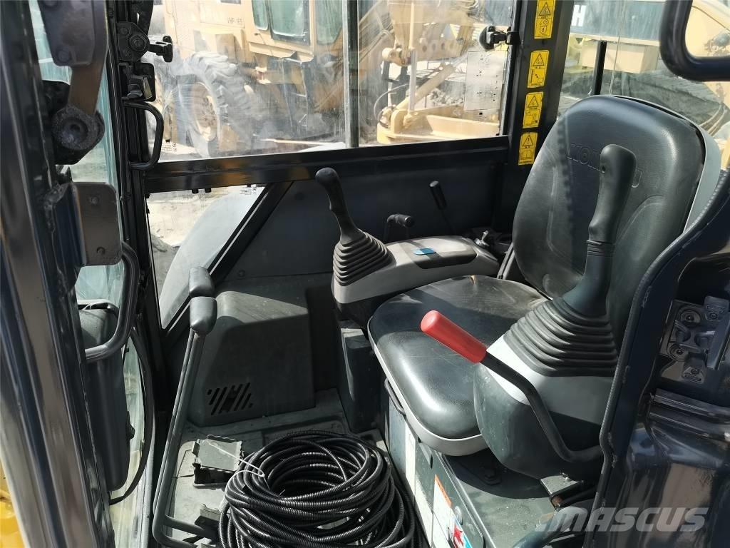 Komatsu PC35 Minikaivukoneet < 7t