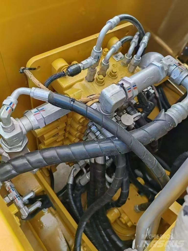 CAT 307E2 Telakaivukoneet