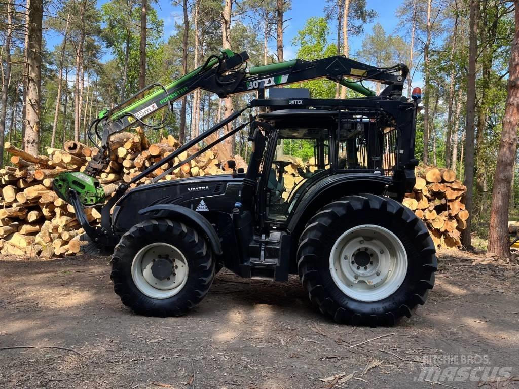 Valtra T183 Vesu Traktorit