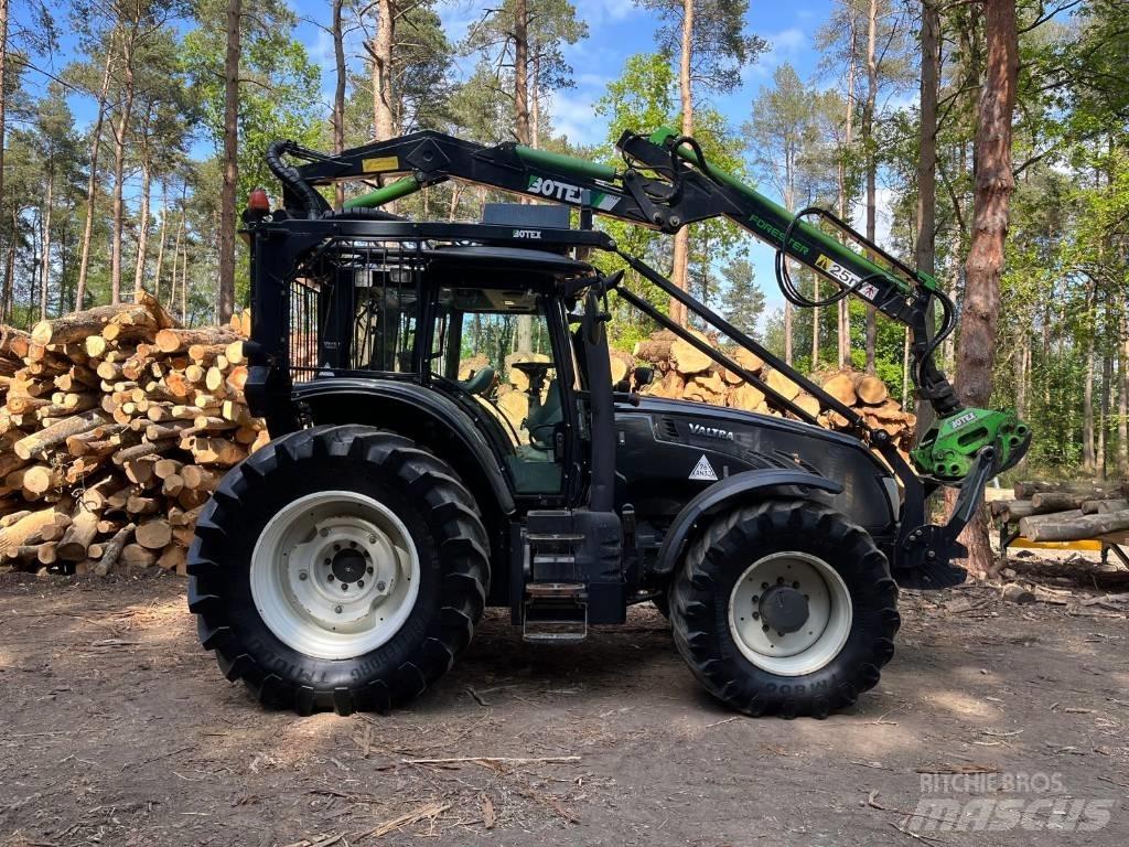 Valtra T183 Vesu Traktorit