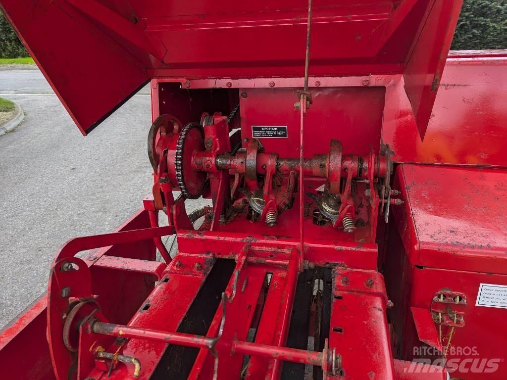 Massey Ferguson 124 Kanttipaalaimet