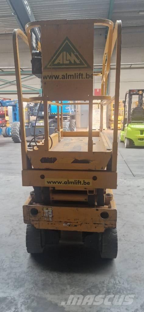 Haulotte Compact 8 Saksilavat
