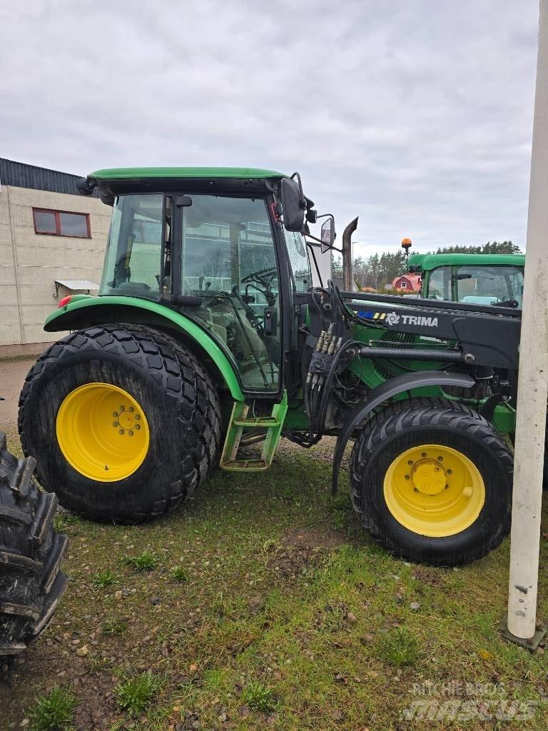 John Deere 5620 Traktorit