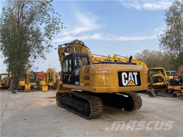 CAT 320D Telakaivukoneet