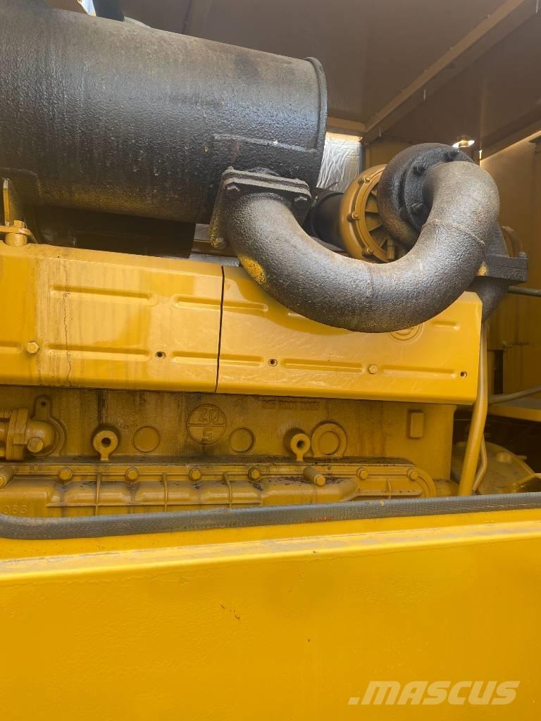 CAT 140 K Tiehöylät