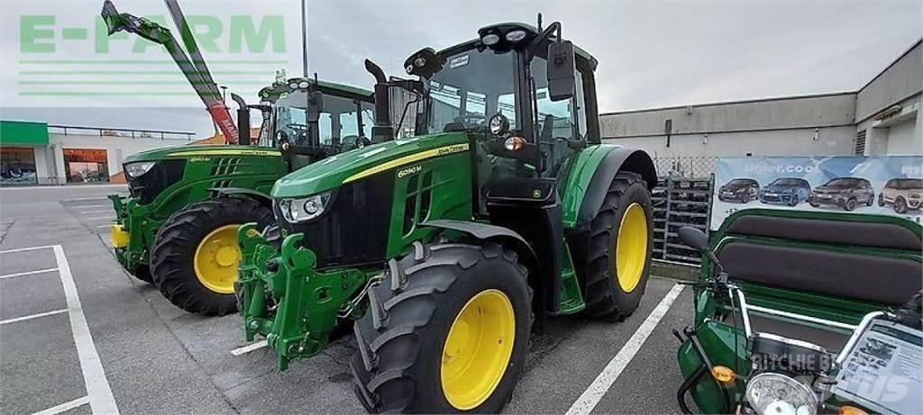 John Deere 6090m Traktorit