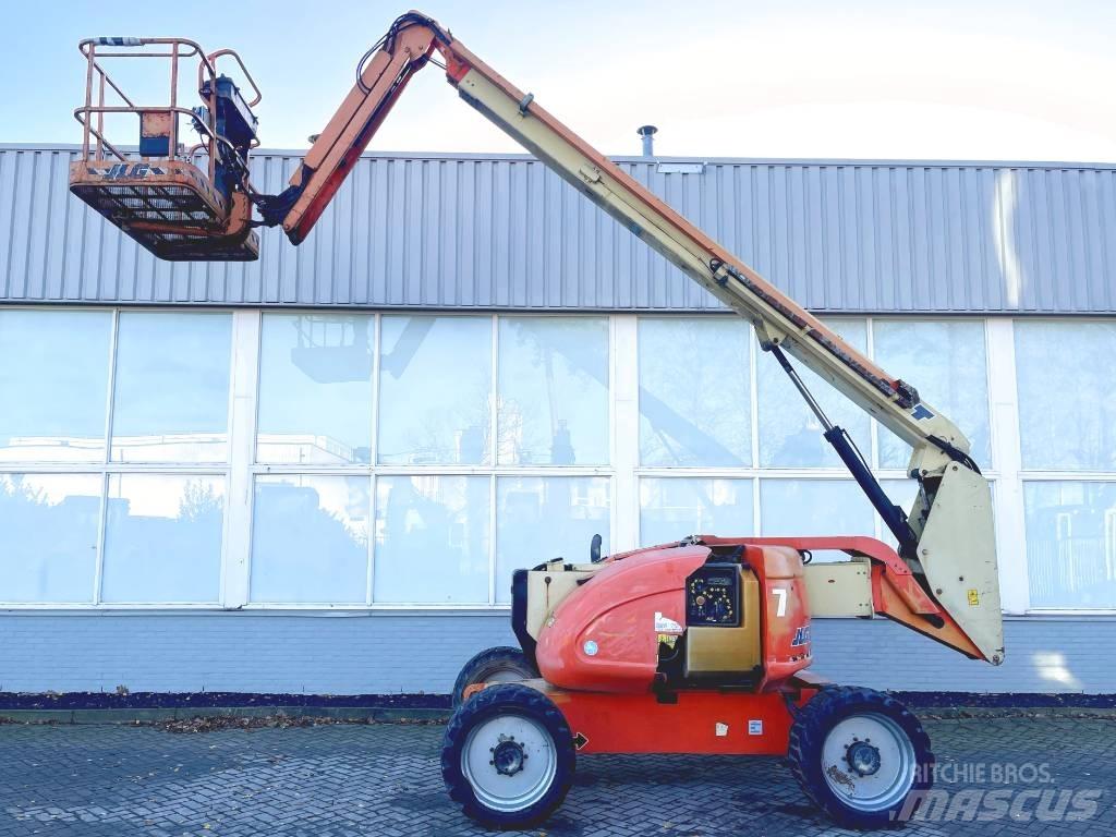 JLG 600 AJ Teleskooppipuominostimet