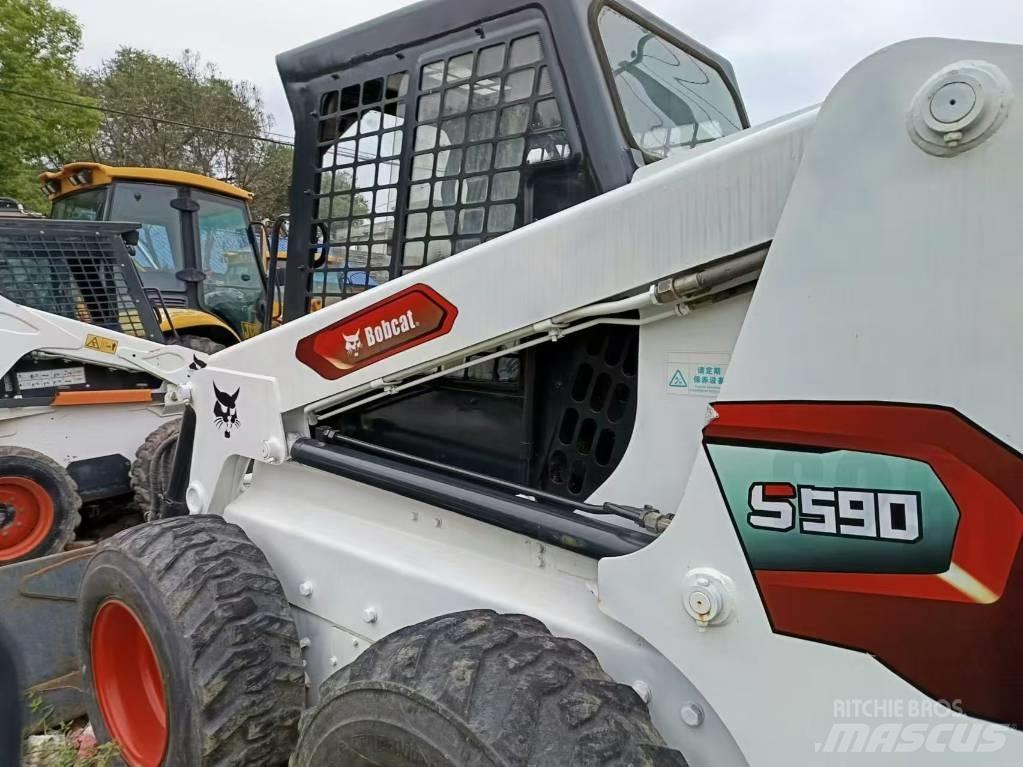 Bobcat S 590 Liukuohjatut kuormaajat