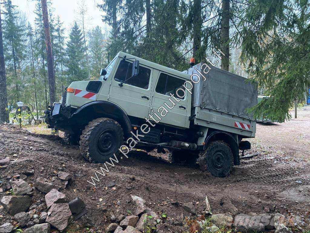 Unimog U 1250L DoKa Pressukapelli kuorma-autot
