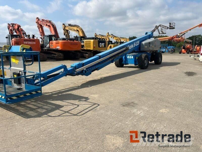 Genie S 125 Teleskooppipuominostimet
