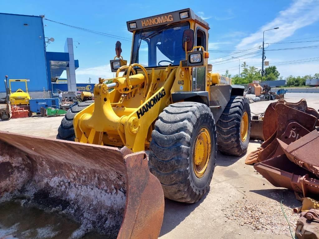Hanomag 44D Pyöräkuormaajat