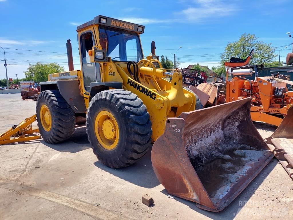 Hanomag 44D Pyöräkuormaajat