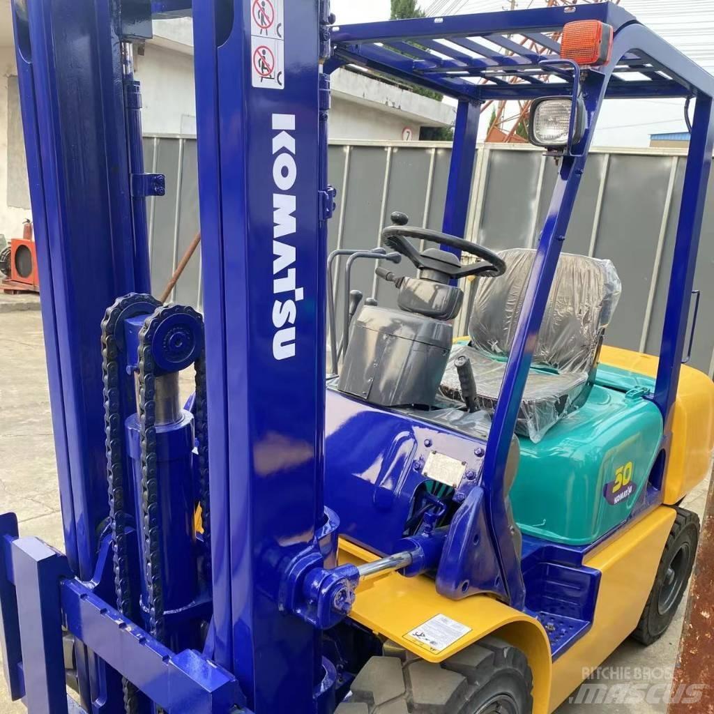 Komatsu FD 30 T-14 Dieseltrukit