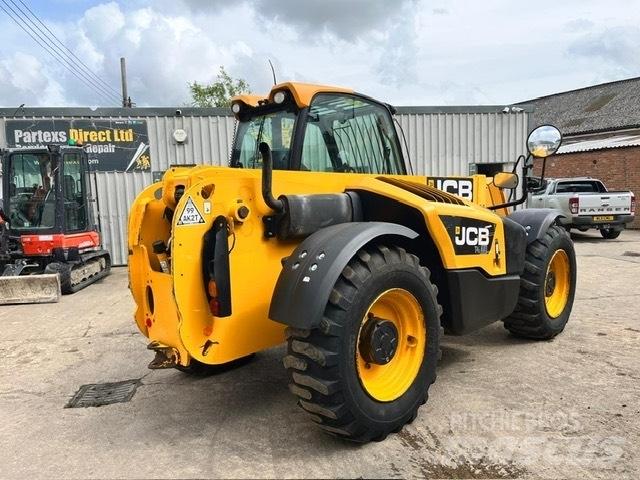 JCB 541-70 Kurottajat