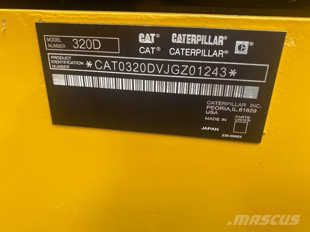 CAT 320 D Telakaivukoneet