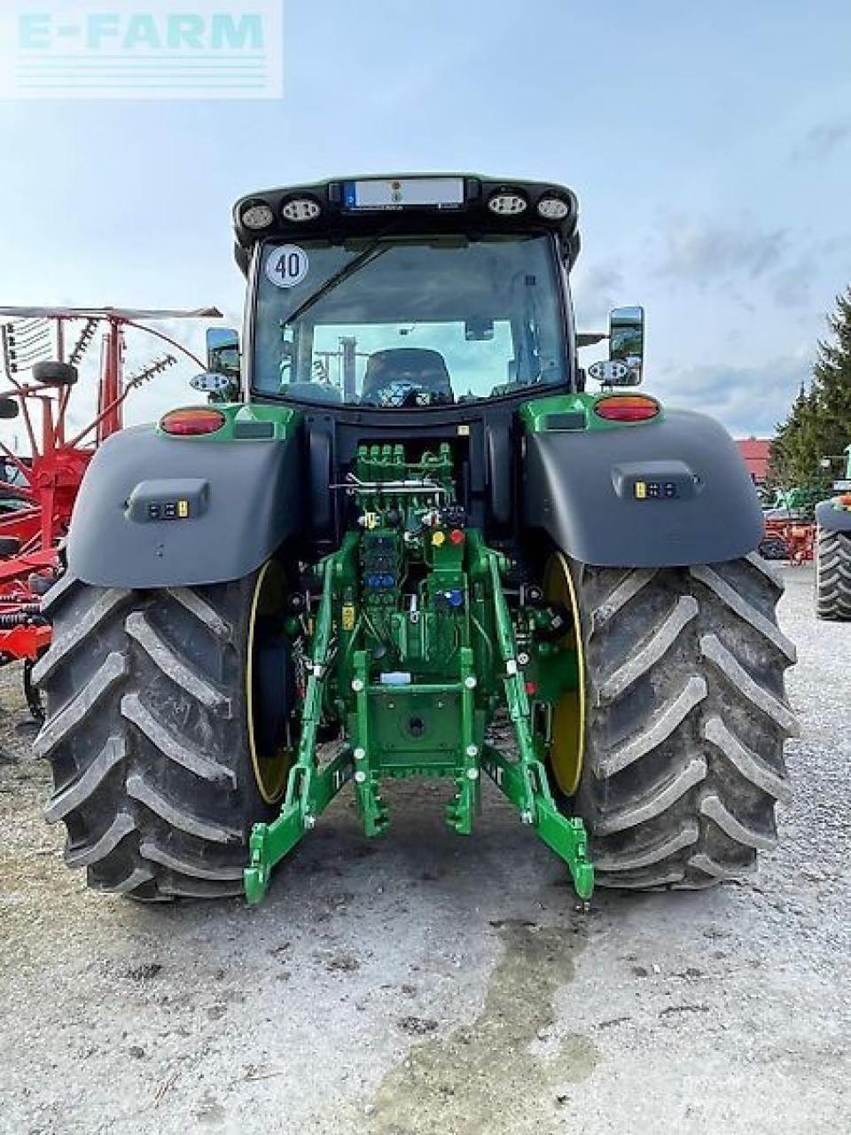 John Deere 6r 215 Traktorit