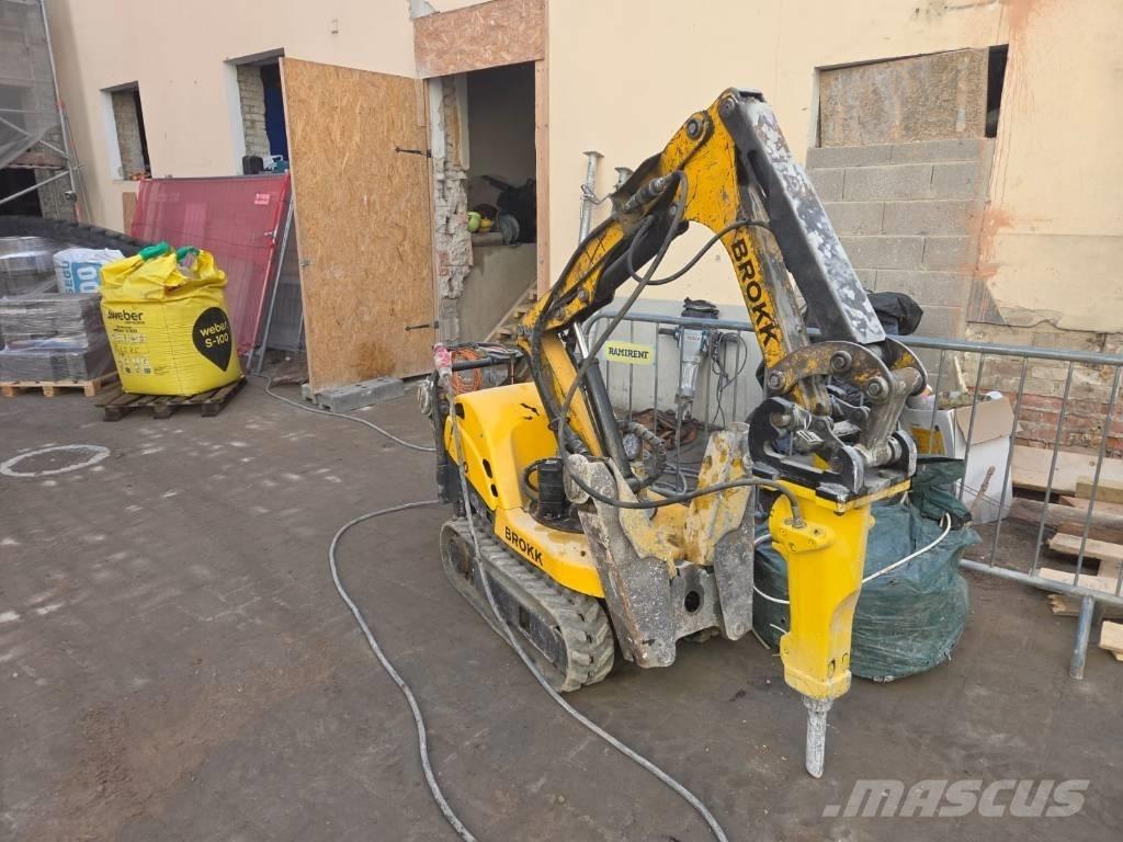 Brokk 90 Purkukoneet