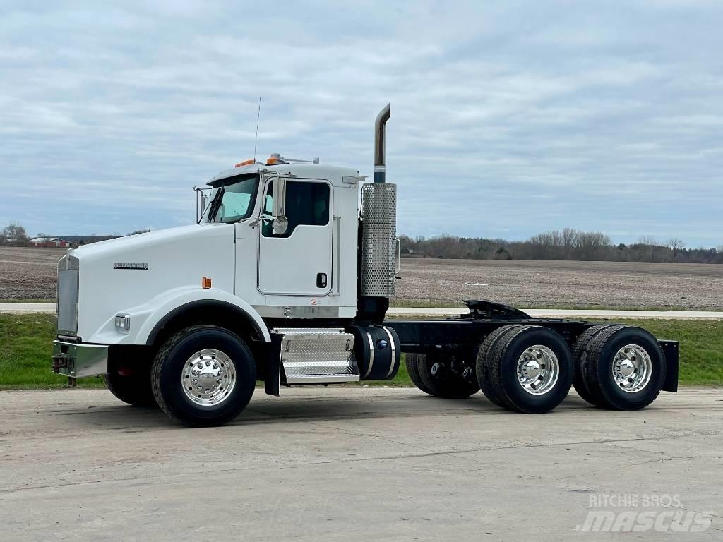 Kenworth T800 Vetopöytäautot