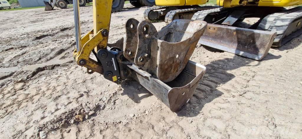 Komatsu PC 26 MR Minikaivukoneet < 7t