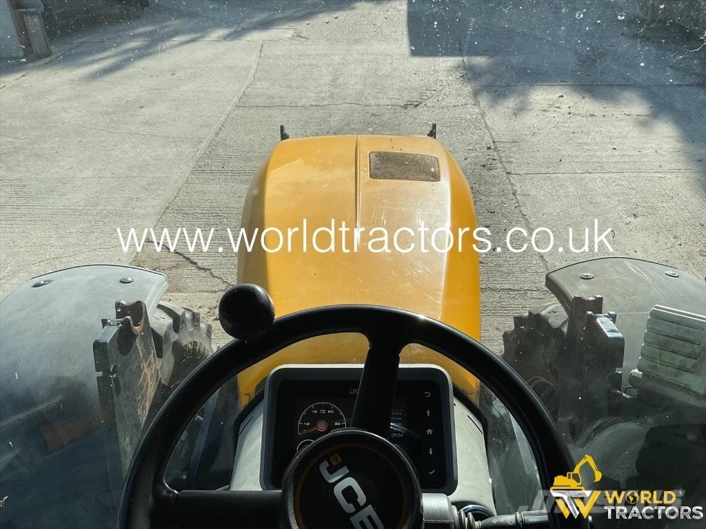 JCB Fastrac 4220 Traktorit