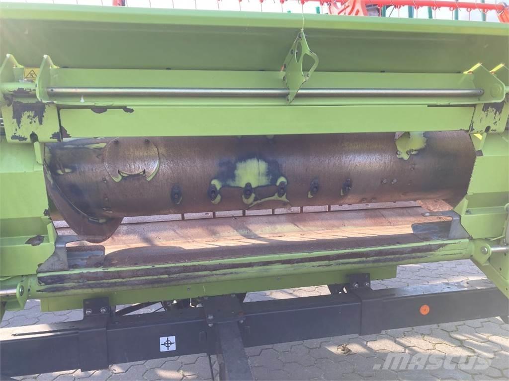 CLAAS Lexion 650 Leikkuupuimurit