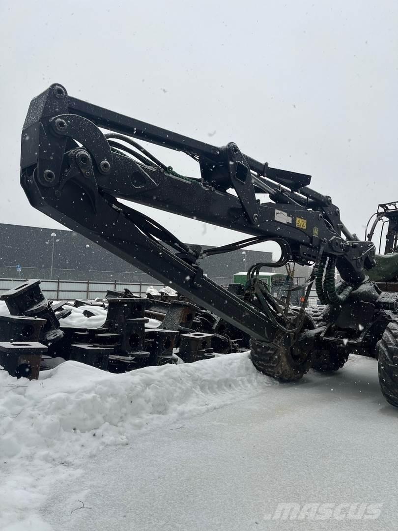 John Deere 1270G Harvesterit