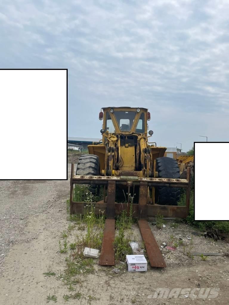 CAT 980 B Pyöräkuormaajat