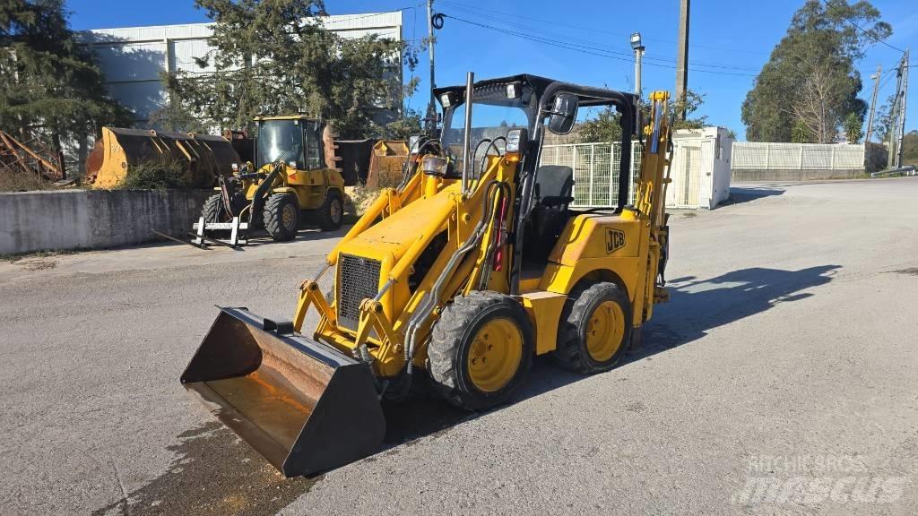 JCB 1 CX Kaivurikuormaajat