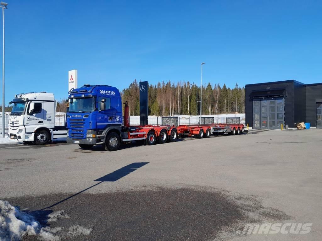 Scania R 560 8x4 Vetopöytäautot