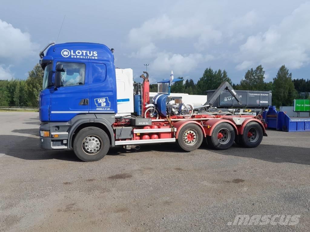 Scania R 560 8x4 Vetopöytäautot