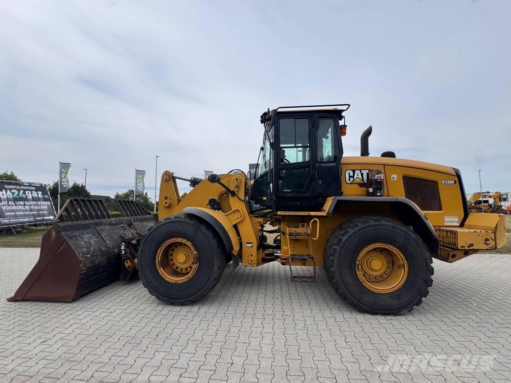 CAT 938 M Pyöräkuormaajat