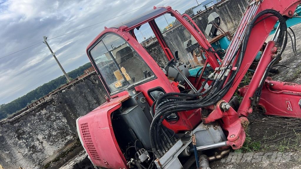 Neuson 5002 Jäähdyttimet