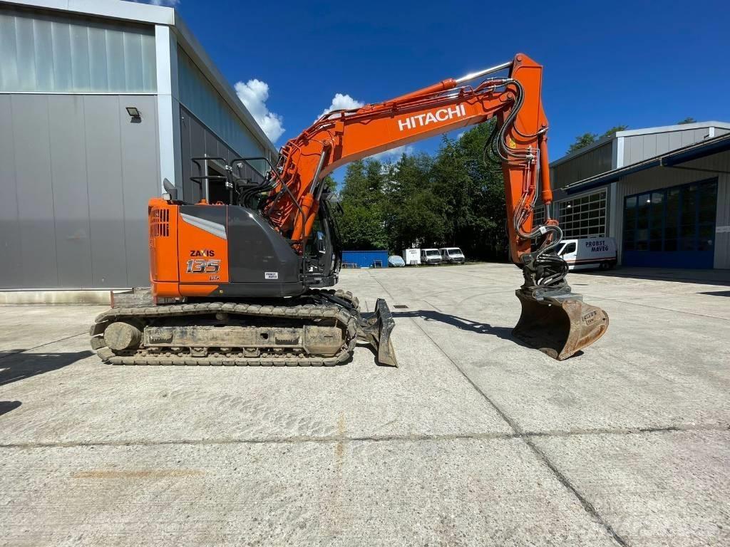 Hitachi ZX135US Telakaivukoneet