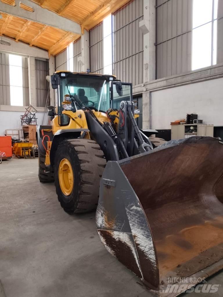 Volvo Volvo L120H Pienkuormaajat
