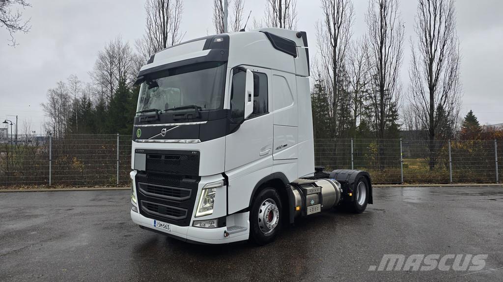 Volvo FH Vetopöytäautot
