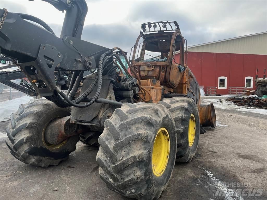 John Deere 1470E Harvesterit