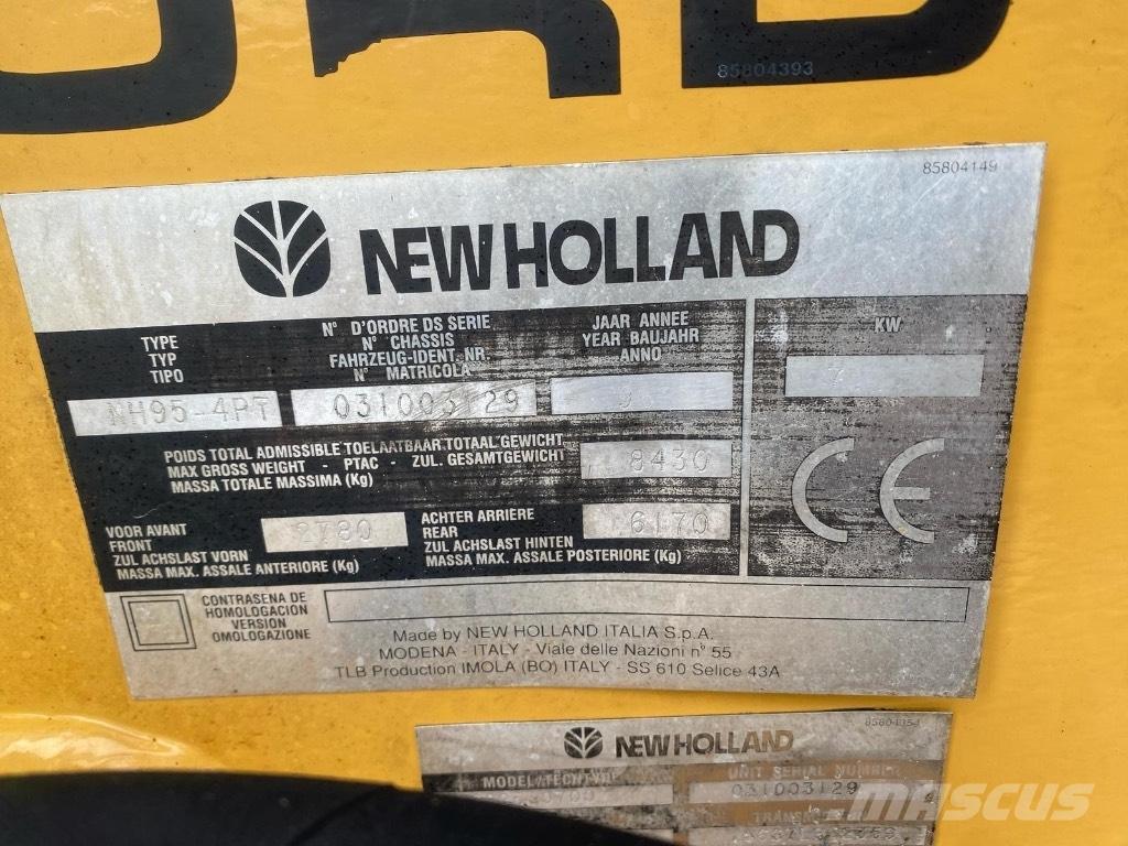 New Holland NH 95 Kaivurikuormaajat