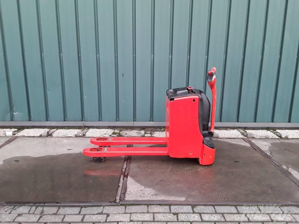 Linde T16 Lavansiirtotrukit