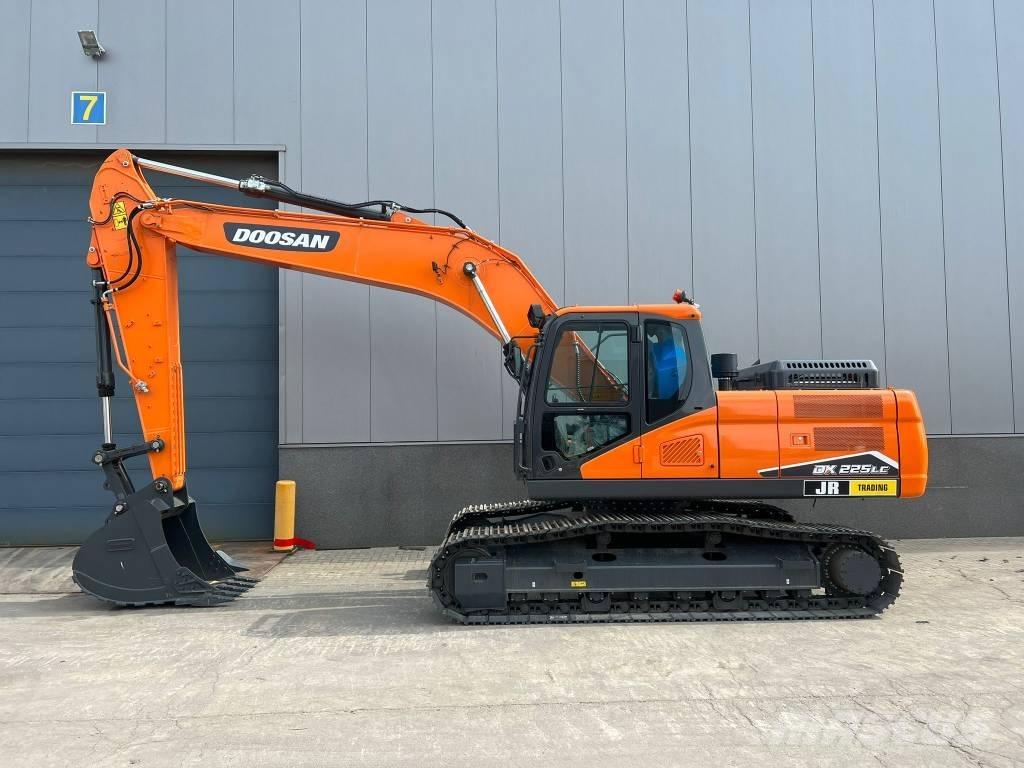 Doosan DX 225 LC-7M Telakaivukoneet