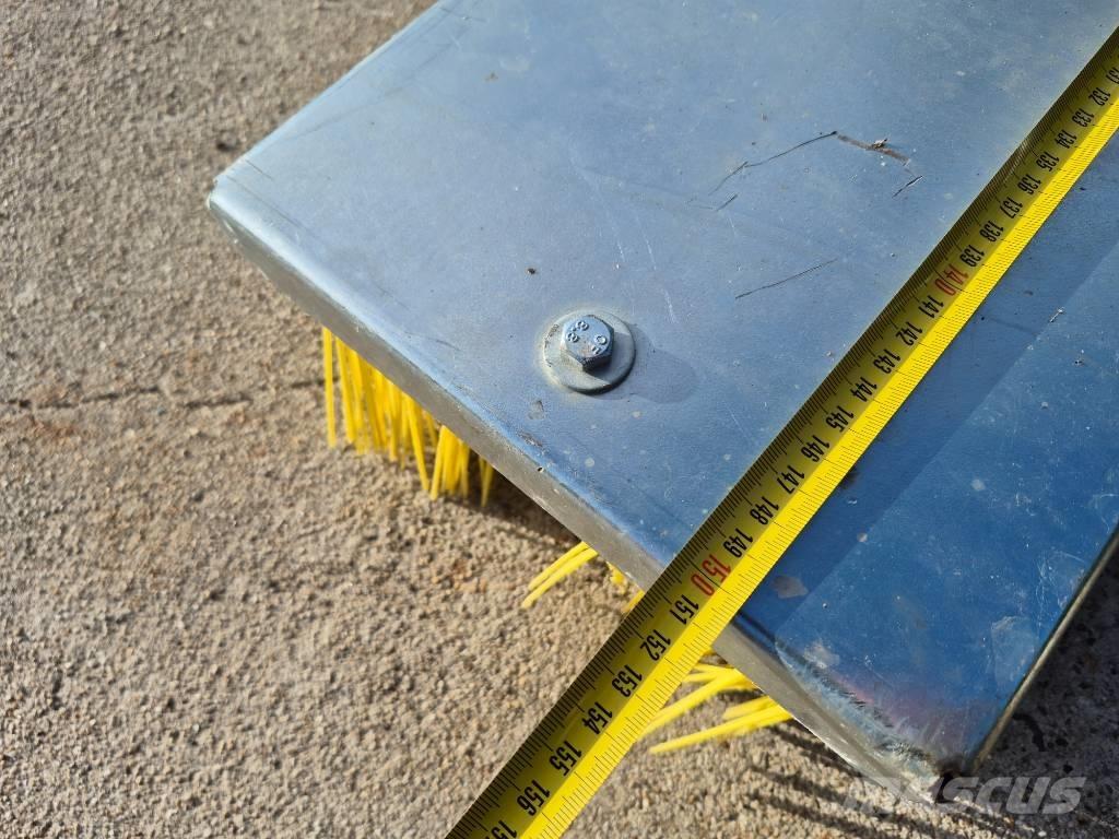 Knikmops KM 130 Pyöräkuormaajat