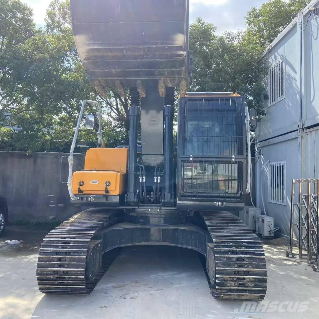 Hyundai R220LC-9S Telakaivukoneet