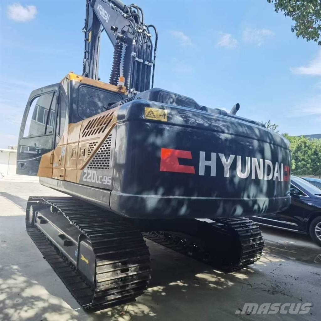 Hyundai R220LC-9S Telakaivukoneet