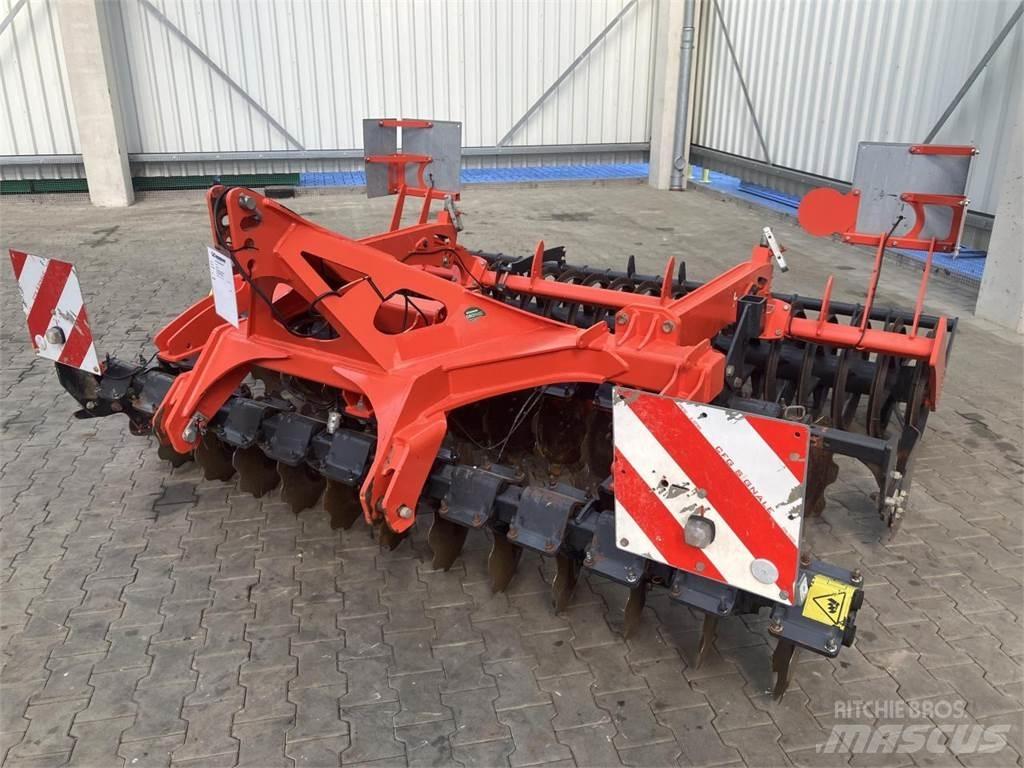 Kuhn 303 Kiekkomultaimet ja lautasäkeet