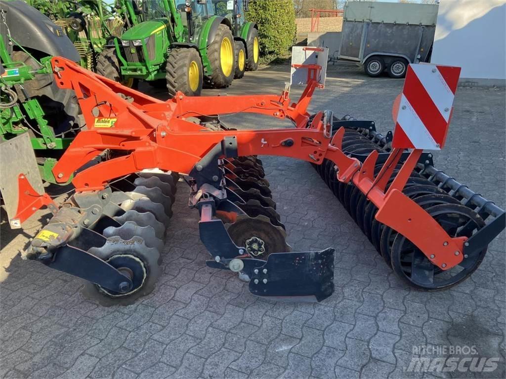 Kuhn 303 Kiekkomultaimet ja lautasäkeet